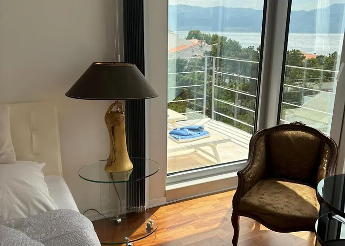 Shimmer & Shine Apartment Baska (Krk)