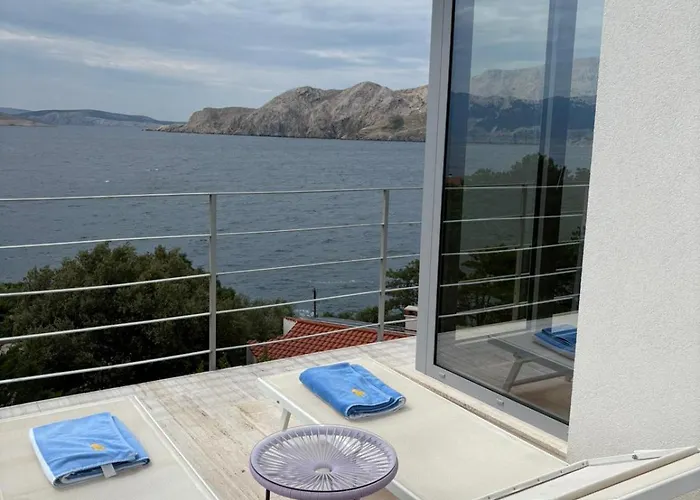 Apartment Shimmer & Shine *