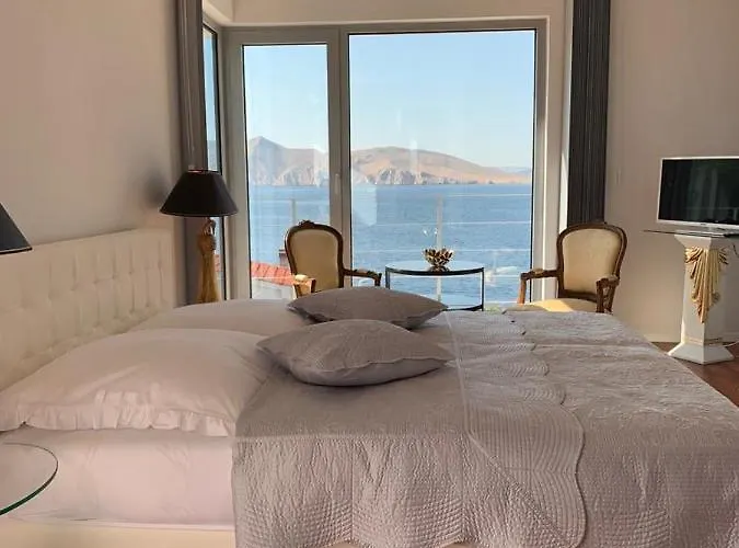 Shimmer & Shine Apartmán *