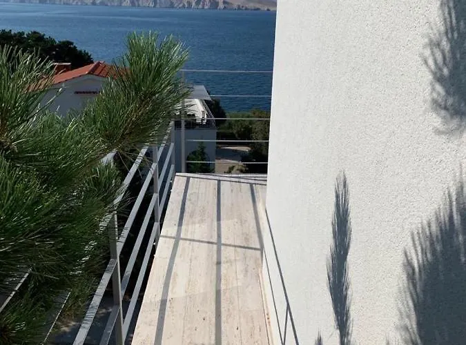 Shimmer & Shine Apartmán *